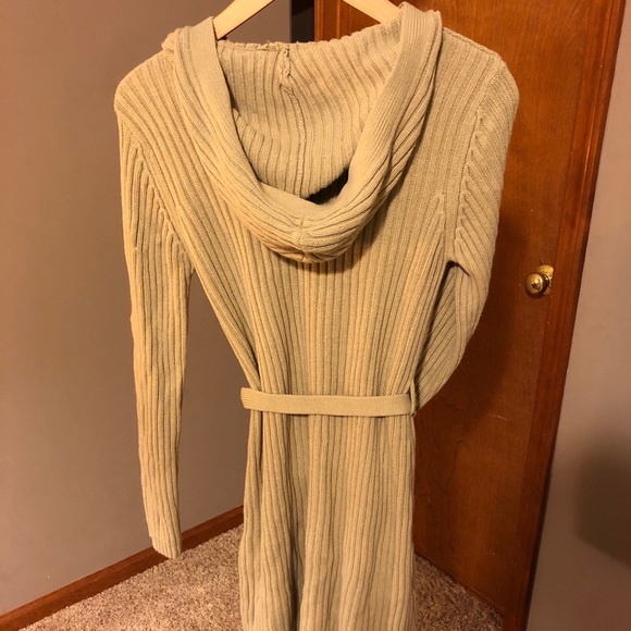 Long Cardigan Sweater with Tie-Waist - Picture 4 of 5